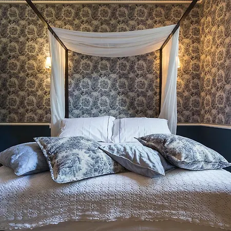 La Casa Di K I P L I N G 